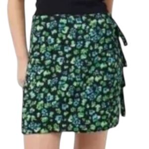 Noisy May Black Floral Wrap Mini Skirt XS Flowy Spring Summer